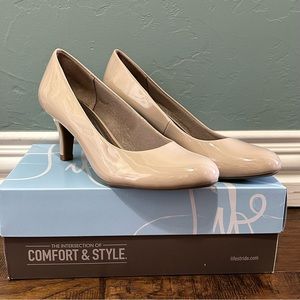 Life Stride Nude Heels Taupe Glory Parigi Size 7M